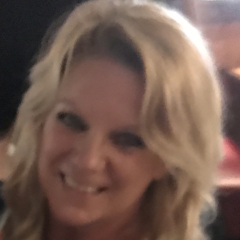 Meet your Posher, Eileen